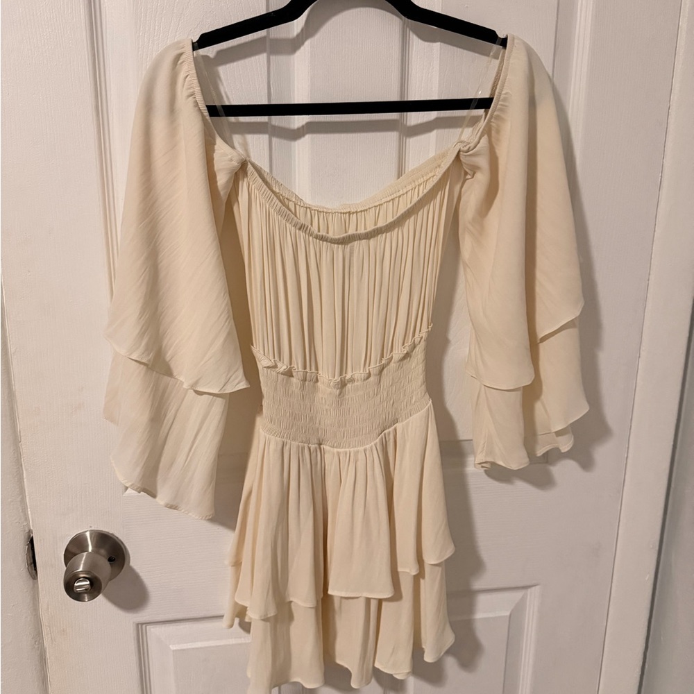 Forever 21 Ivory Pleated Blouse